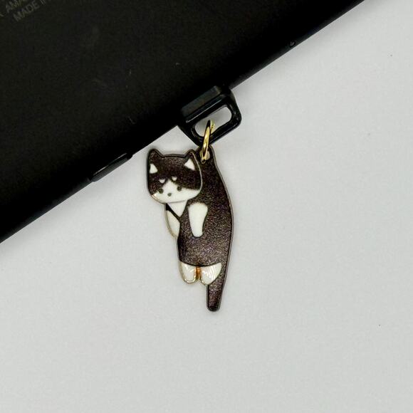 Cat Kindle Charms – Adorable Reading Accessories for Cat Lovers! Choose One - Picture 5 of 7